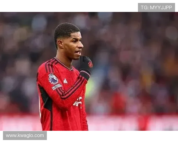 阿尔瓦雷斯与拉什福德多位置属性对比：战术兼容性差异在哪？