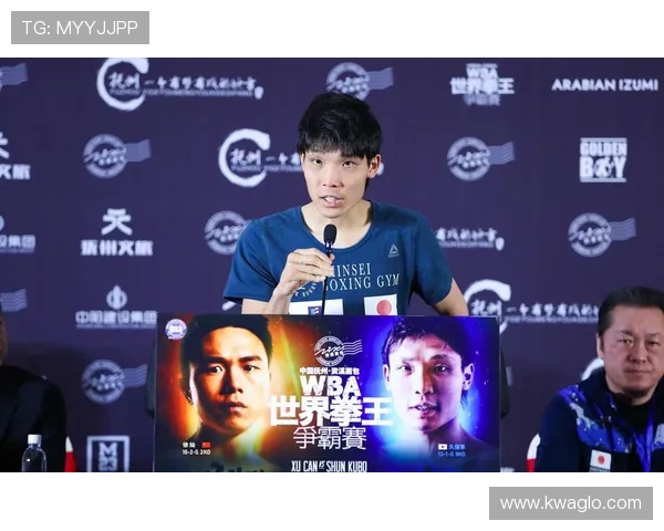 徐灿训练室外头那车，光一桶水的钱我都想哭了