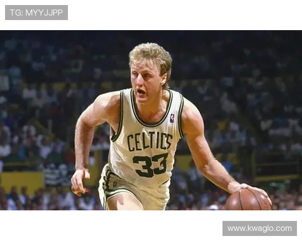 拉里·伯德关键时刻三分命中率提升，拉开与麦克海尔得分差距