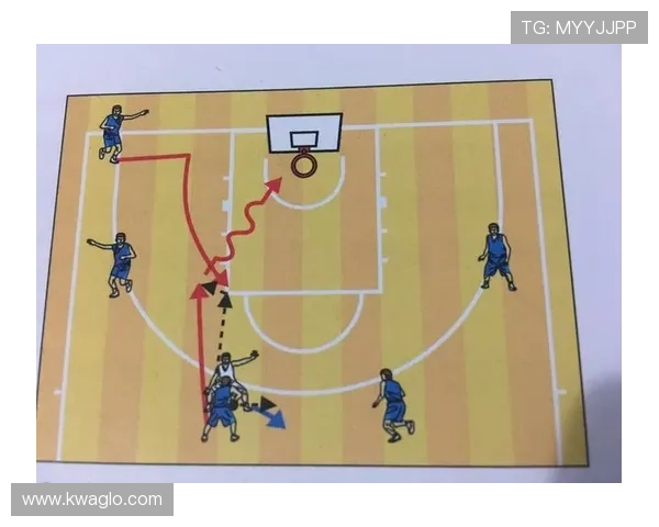 沃克·凯斯勒利用高位挡拆拉开空间提升团队篮板贡献